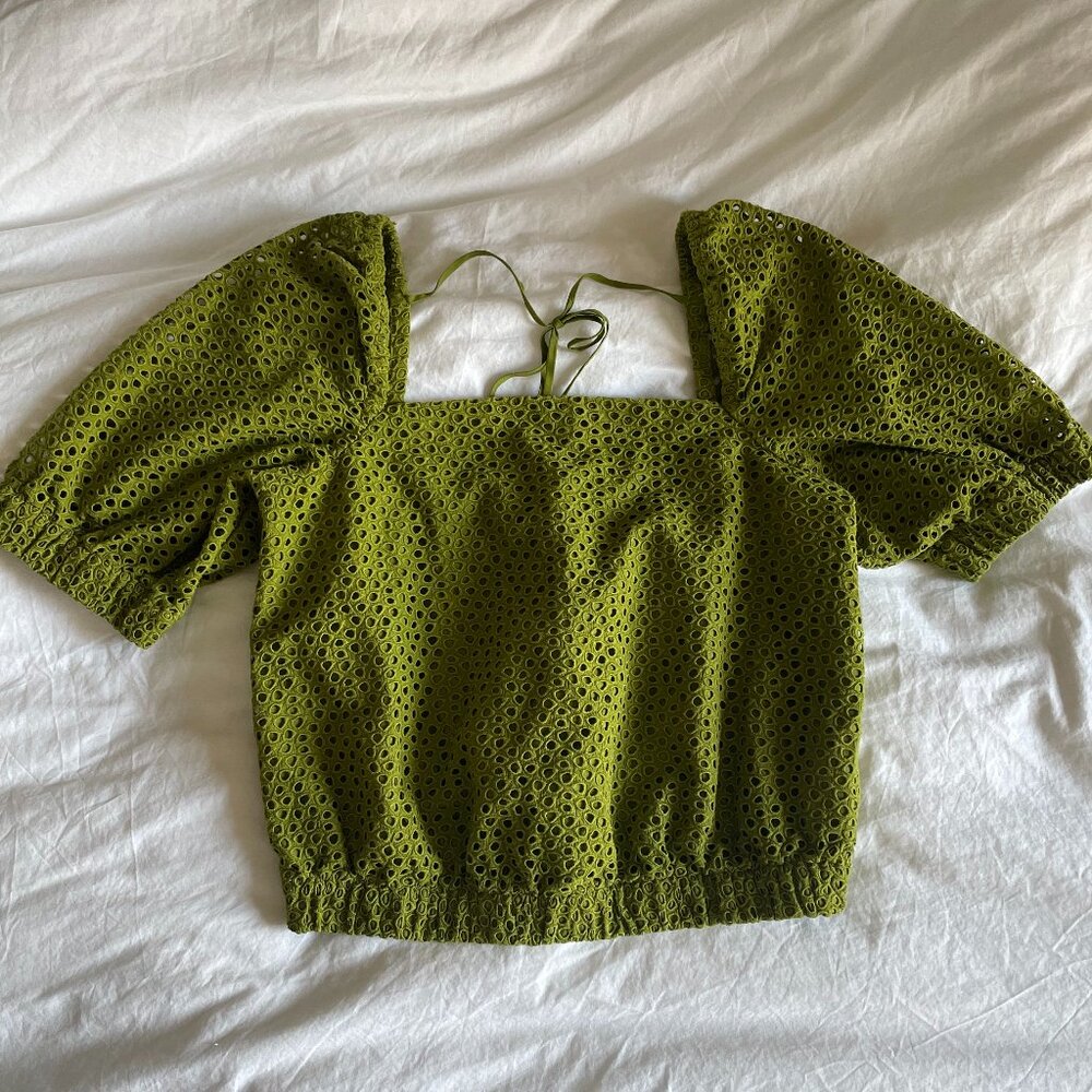 Everlane Olive Eyelet Puff Sleeve Crop Top